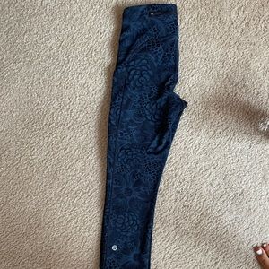 Lululemon Invigorate High Rise Crop